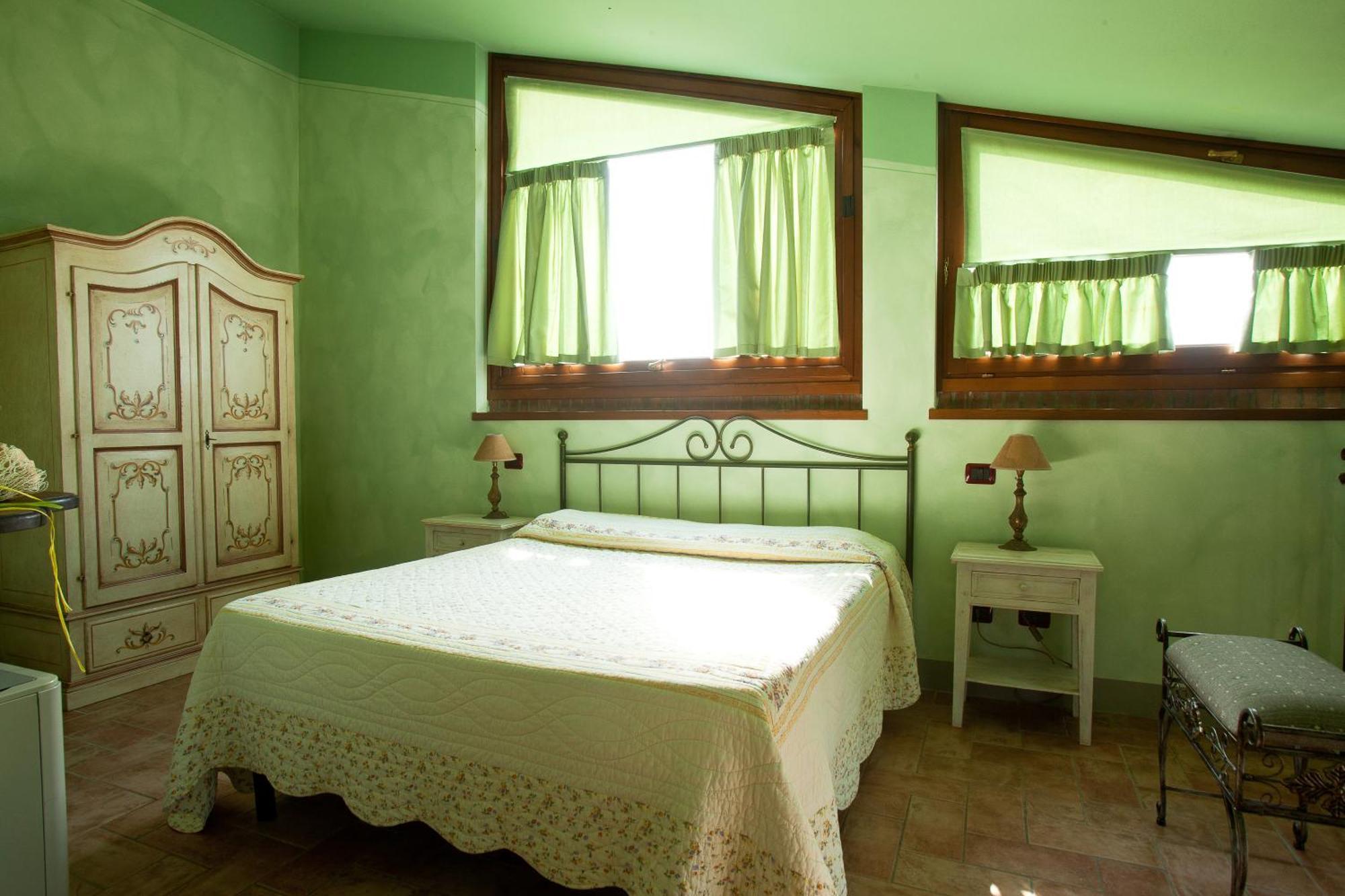 Agriturismo Borgo Vigna Vecchia チェッレート・グイーディ 部屋 写真